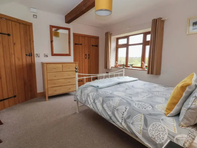 Lake View Cottage