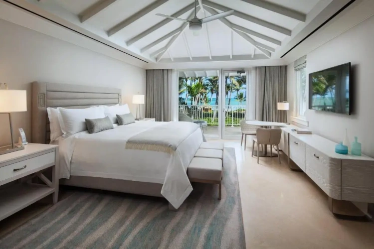 Double Suite with balcony and oceanfront