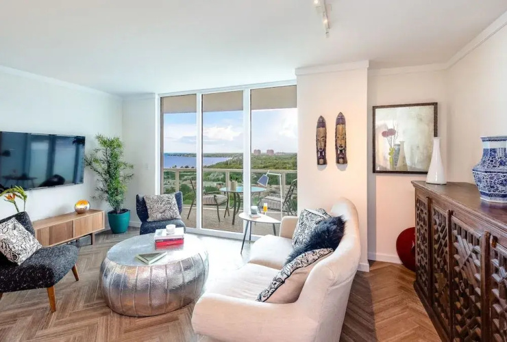 Miami Vacation Rentals - Coconut Grove