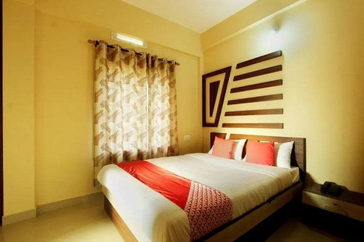 OYO 22514 Live Inn