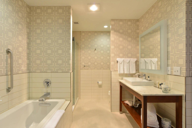 The Lismore Eau Claire - a DoubleTree by Hilton photo 11
