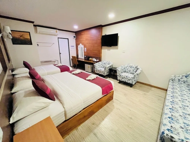 Deluxe Family room