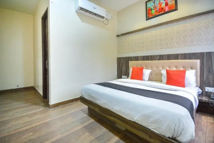 Deluxe Triple room