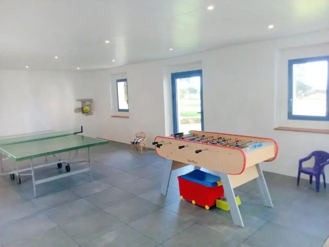 4 Bedrooms Cottage