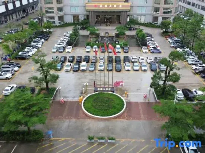 Baomingcheng Hotel