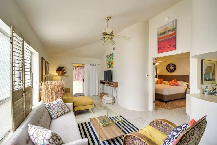 1 Bedroom Apartment with balcony