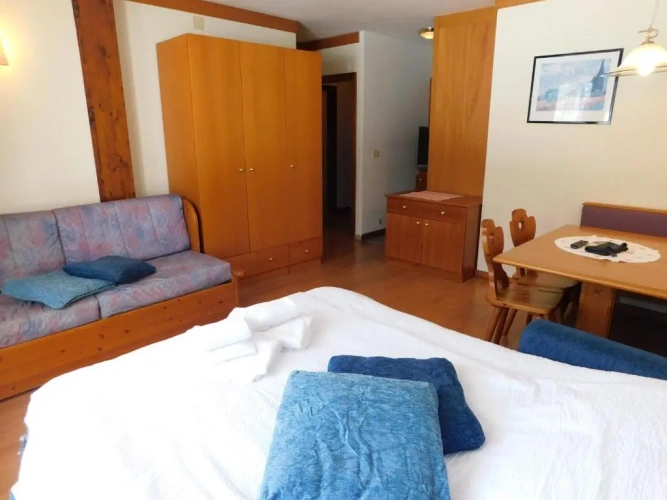 1 Bedroom Double Apartment