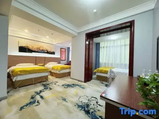 Standard Family room