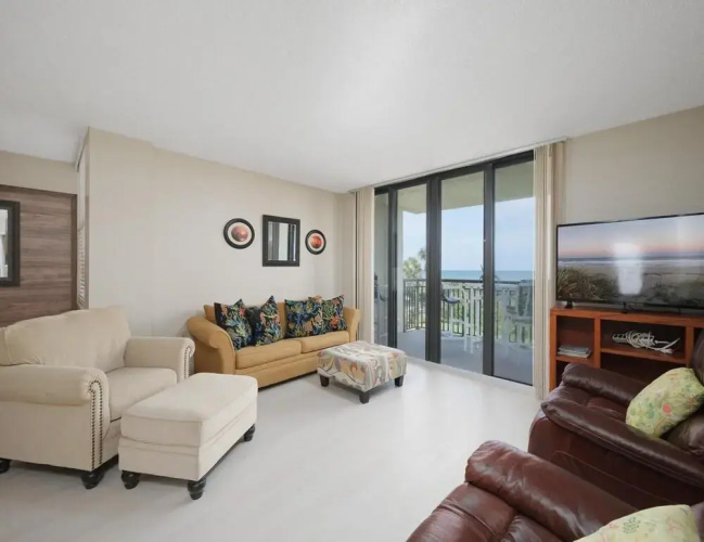 Barefoot Trace by Distinctive Beach Rentals
