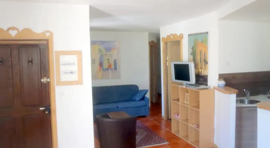 Holiday Home Allos
