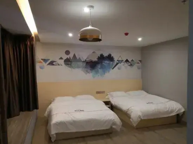 Jinhong Hotel