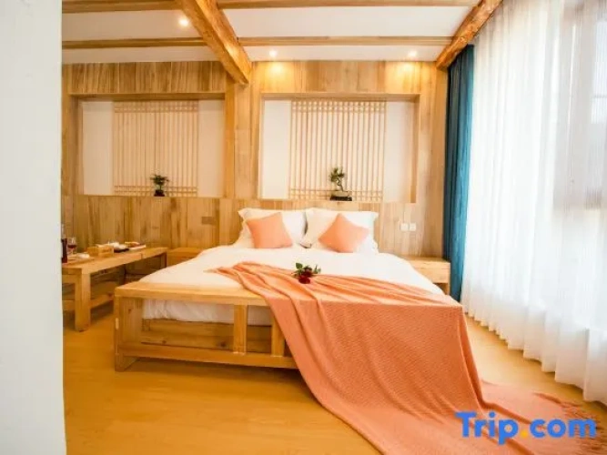 Standard Double room with garden view
