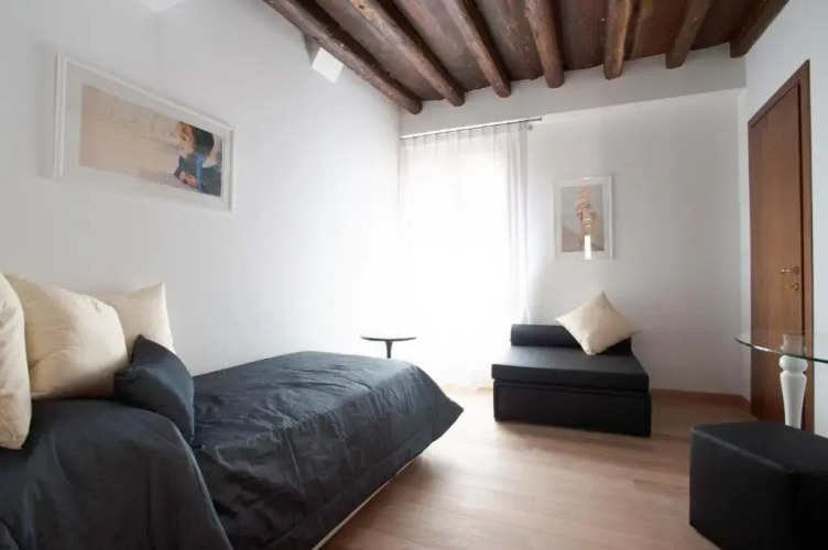 The Lion's House APT3Over view