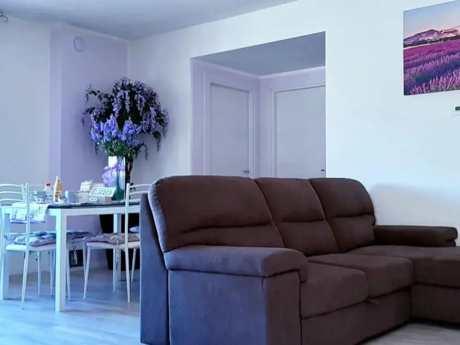 2 Bedrooms Cottage