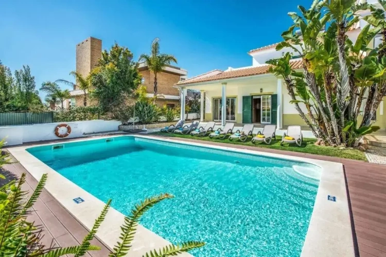 Villa