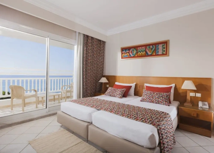 Standard Quadruple room with balcony and with sea view