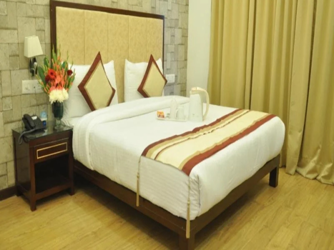 Sanshui Sunshine Holiday Hotel