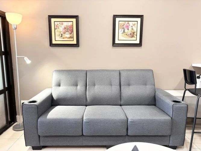 Deluxe Studio