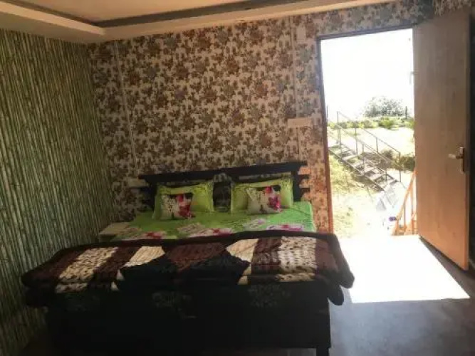 7 Hills Resorts