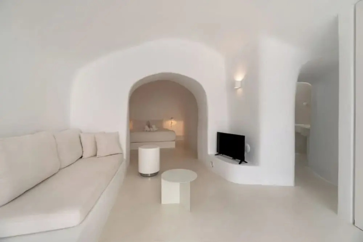 Aesthesis Boutique Villas Fira