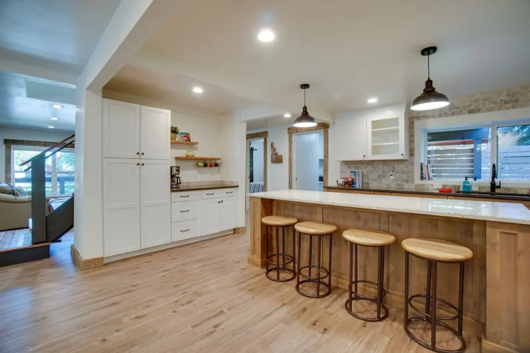 'deer Hollow' Home < 1 Mi to Payette Lake!