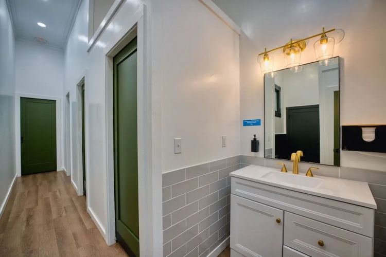 Howzit Hostels Hawaii