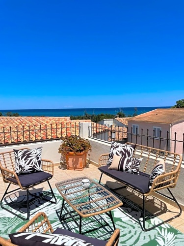 Superior Triple room with sea view