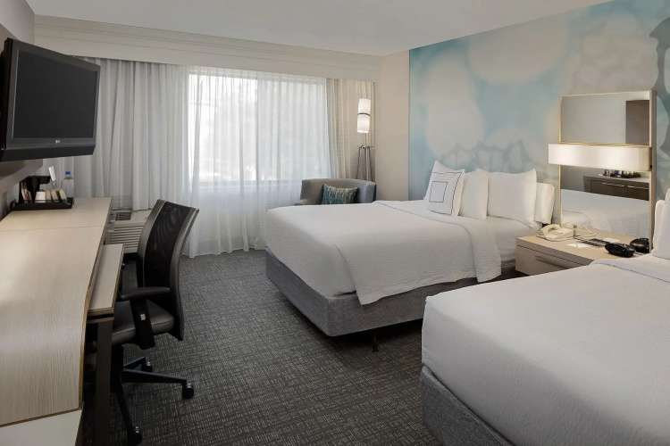 Courtyard by Marriott Houston Westchase