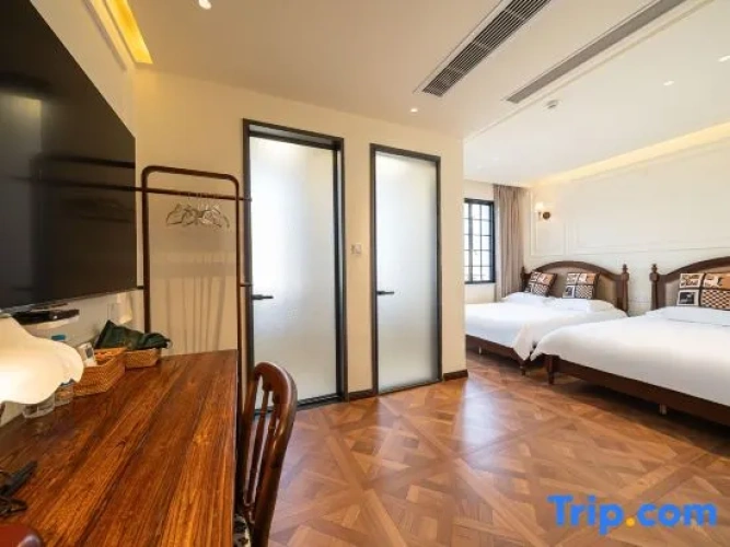 Economy Twin room
