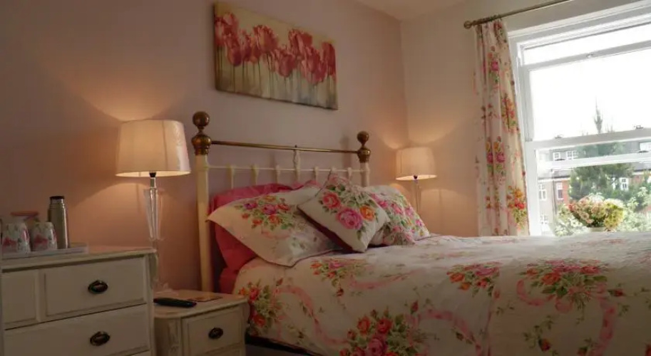 Cranleigh Bed  Breakfast