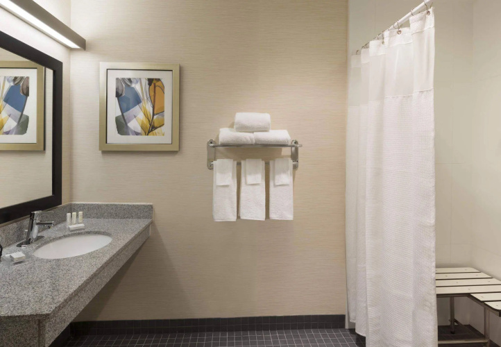 Fairfield Inn And Suites Ottawa Kanata photo 9