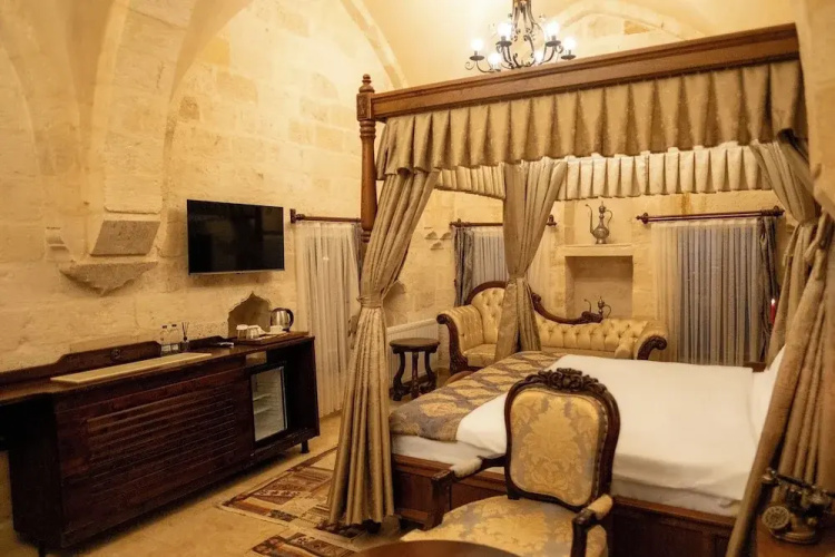 Kasr-i Divan Hotel