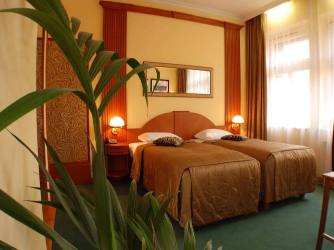 EA Hotel Royal Esprit