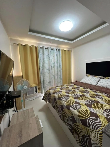 Deluxe Studio