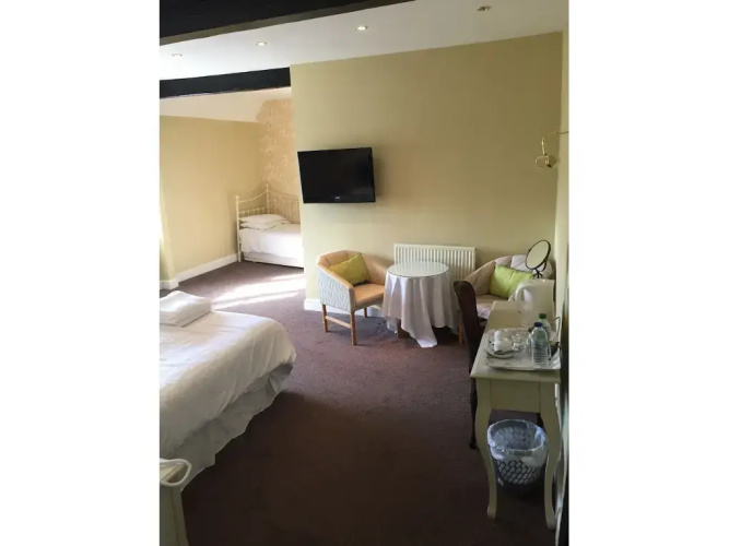 Limes Hotel