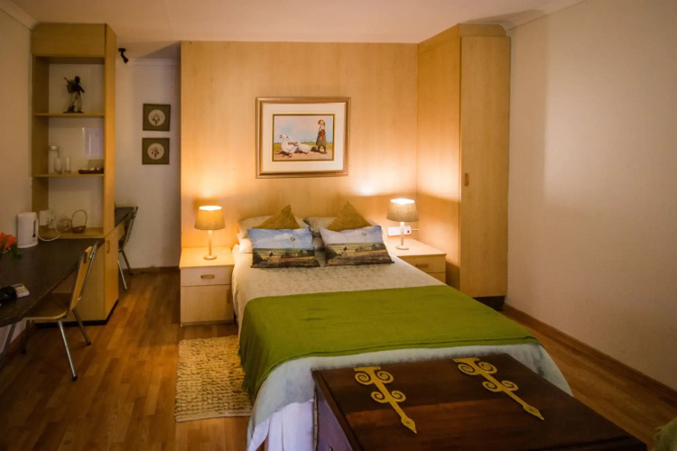 Homestead B & B
