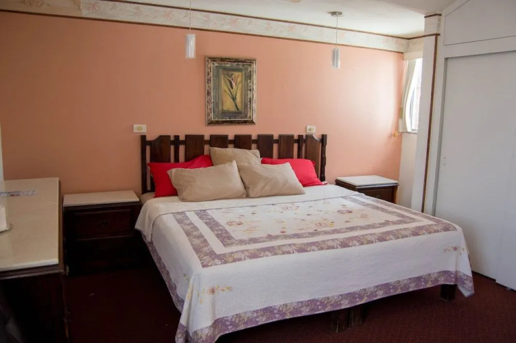Paqui Bed & Breakfast