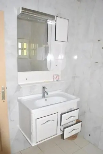 White Horse Hotel Benin