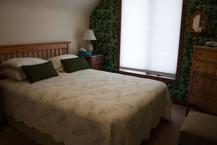 Cedar Gables Bed and Breakfast