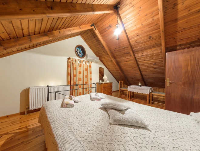 Borsalino Studios & Apartments