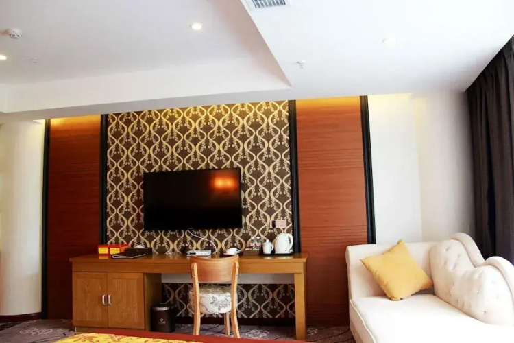 HuangGuoShuYuQuanHotel