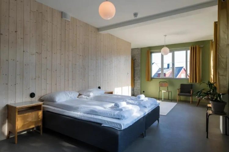 Standard Quadruple room