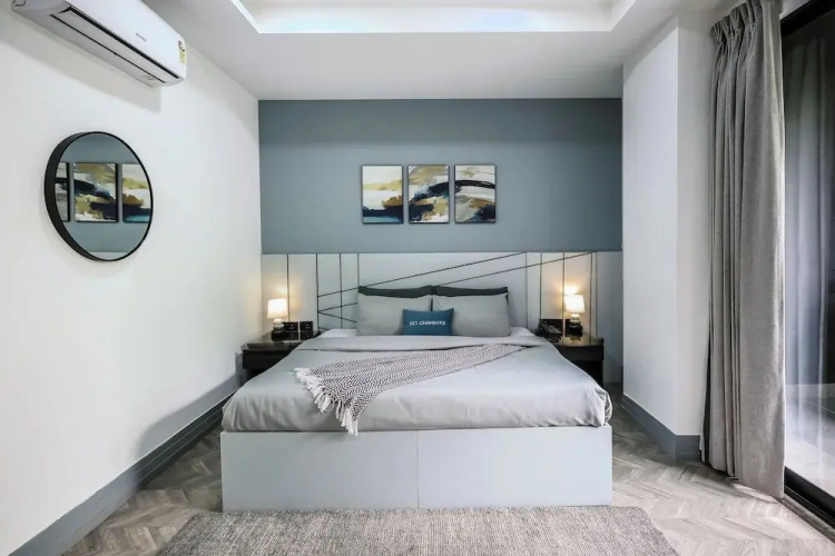 BedChambers Serviced Apartment, Golf Course, Gurgaon