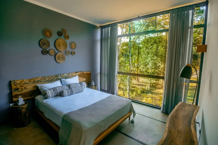 Hotel Enai