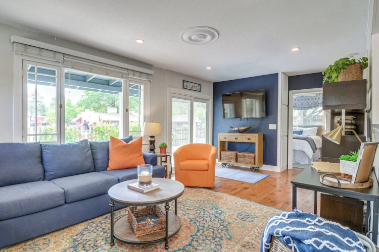 2 Bedrooms Cottage