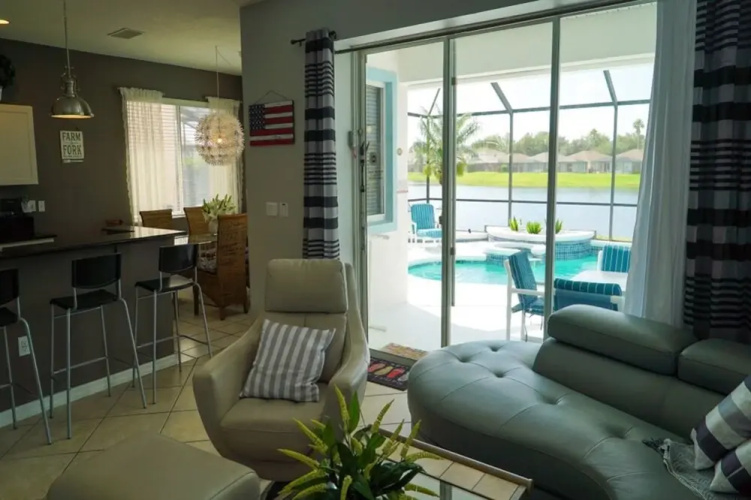 Sunset Lakes 8524