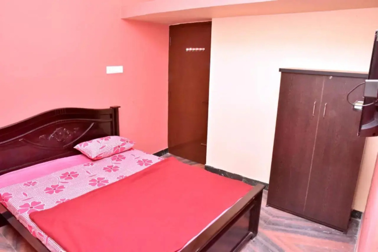Abishek Mansion
