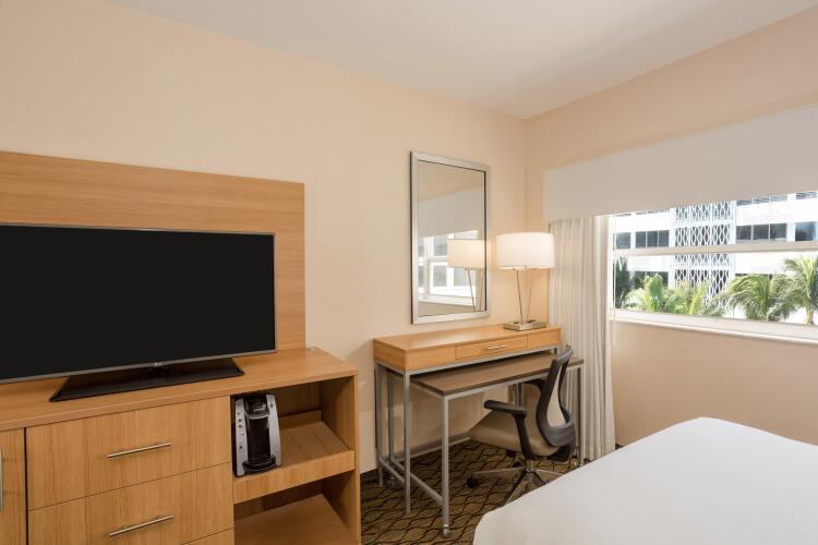 Imagen de Holiday Inn Miami Beach   Oceanfront, An Ihg Hotel