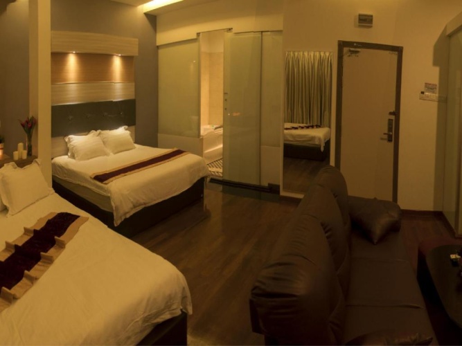 Deluxe Suite