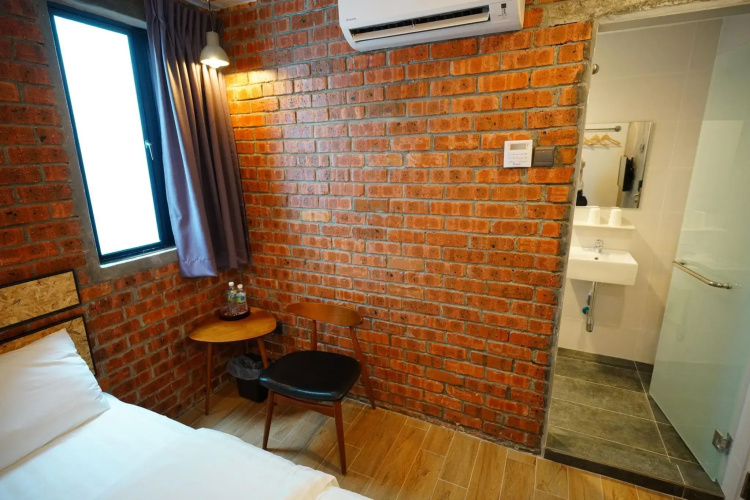 Brick Box Hotel